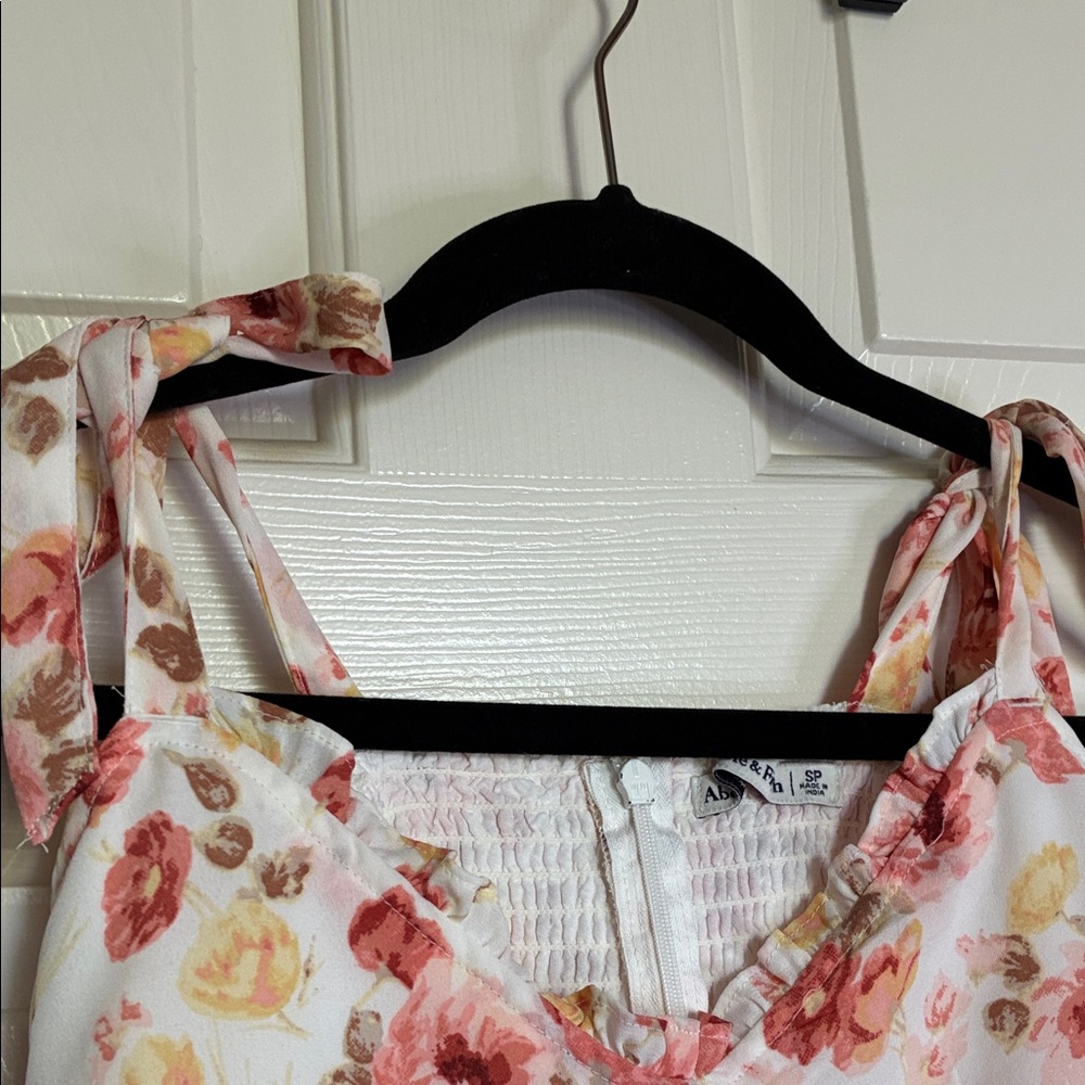 Abercrombie & Fitch Rose Print Midi Dress - Picture 4 of 7